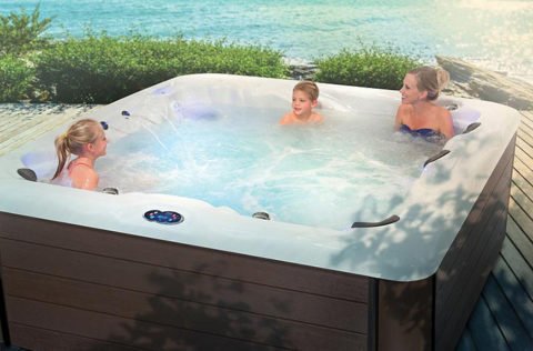 Does Your Backyard Hot Tub Privacy Goals Match Your Practices?